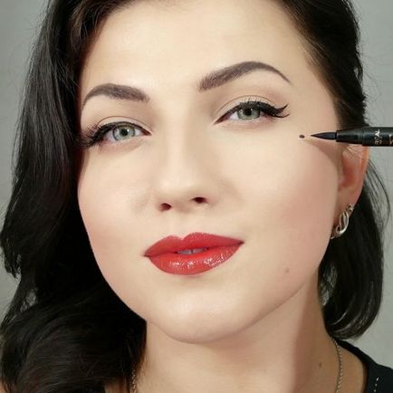 Make-up în stilul de fundal viz tiz photoinstruction, femmie