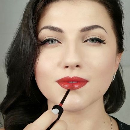 Make-up în stilul de fundal viz tiz photoinstruction, femmie