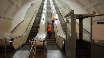 Москва, новини, падіння жінки на рейки стало причиною затримки руху на кільцевій лінії метро