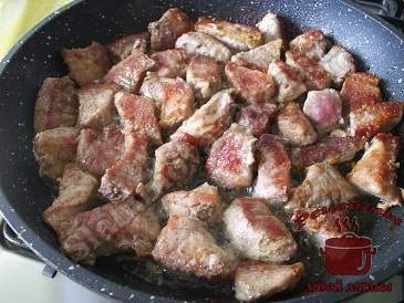 М'ясо по-селянськи - прості рецепти