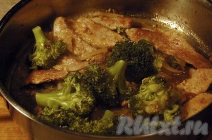 Carne cu broccoli - reteta cu o fotografie