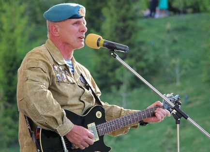 Oleg hírvivők „a feladat, úgy vélem, hogy megmutassa-off a hazafias oktatás nem túlcsordult (a) Oleg hírvivők „a feladat, úgy vélem, hogy megmutassa-off a hazafias oktatás nem túlterheltek
