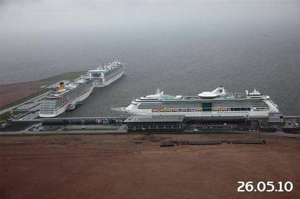 Utas port „Marine homlokzati” Szentpéterváron