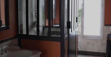 Рушникосушки в інтер'єрі ванної - фото-приклади та поради щодо вибору