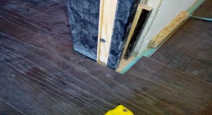 Aplicarea pas cu pas a laminatului pe podeaua de beton, lemn, osb