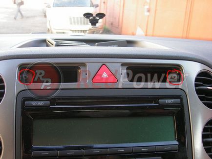 A telepítési folyamat redpower 8904 in Volkswagen Tiguan