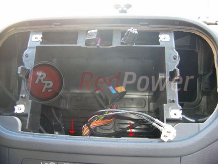 A telepítési folyamat redpower 8904 in Volkswagen Tiguan