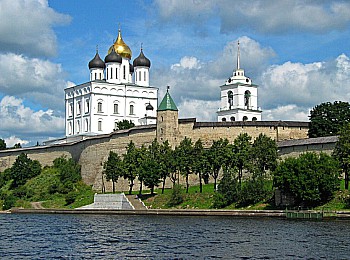 Pskov Kremlin adresa, cum să ajungeți acolo, timpul de lucru, harta, istoria, descrierea