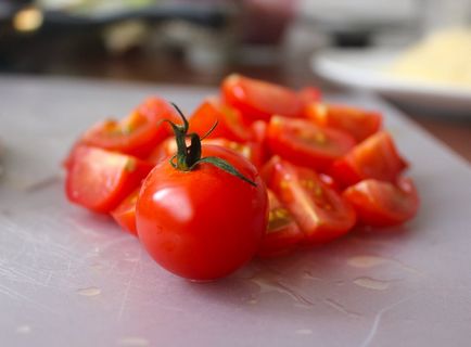 Salată cu rețetă de pui și șuncă cu fotografie • rozmarin