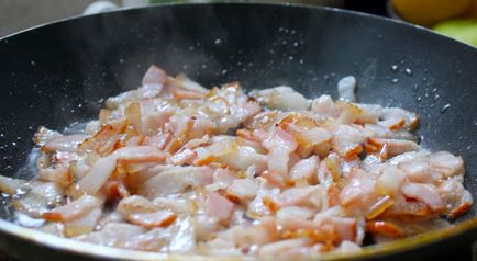 Saláta csirkével és szalonnával recept fotó • rozmaring (ez obsushivayut szakadás kéz) Saláta csirkével és szalonnával recept fotó • rozmaring