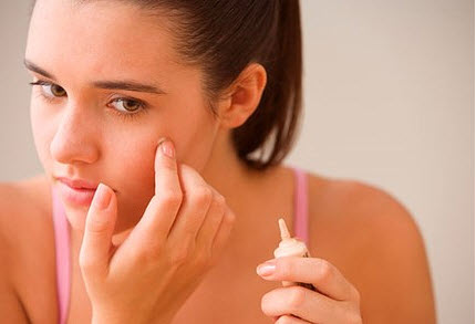 Cel mai eficient mijloc de acnee - de la cosmetologi