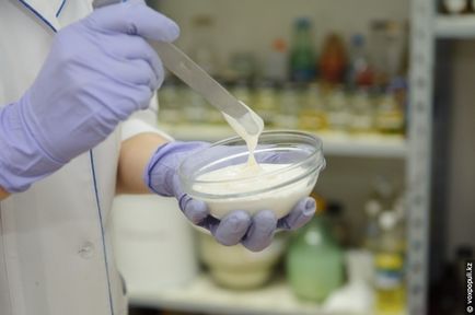 Realizat în Kazahstan produse cosmetice marca bioton