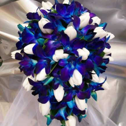 Kék menyasszonyi csokor - hogyan válasszuk ki, és összekapcsolják az esküvői virágok, fotó