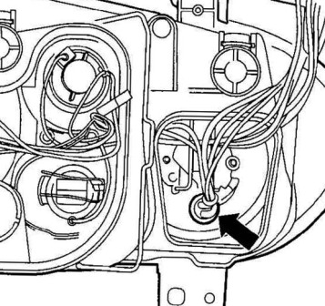 Eltávolításával és lámpák fényszóró Volkswagen Golf IV - Autószerviz a saját kezét, és videó