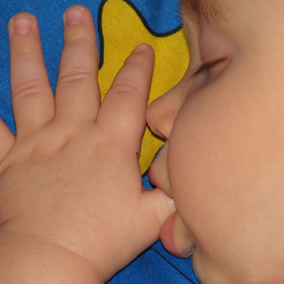 Reflexul alăptării la nou-născuți când trece, cauzele absenței