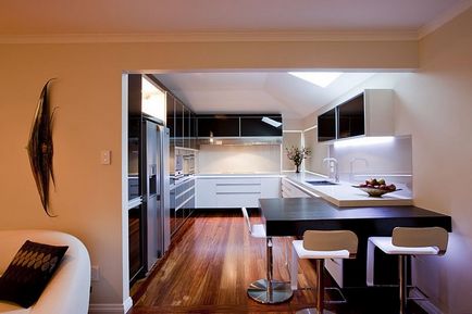 Bucătărie modernă cu iluminat - design interior de fotografie