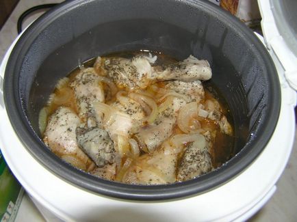 Moduri de gătit pui într-un cuptor, multivark și un cazan dublu