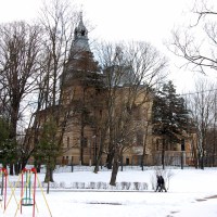 Manastirea «Dacha Chernova» in stil pseudo-rusesc