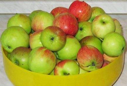 Jam de mere, transparent, chihlimbar, umplere albă