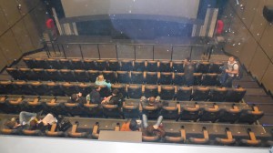 Vip-hall „álomgyár” - a legjobb hely nézni egy filmet - Sergey Khamzin, esszék - mintegy