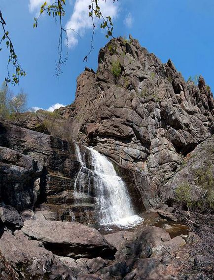 Waterfall gadelsha (tuyalyas), a honlapjára az utazás és turizmus