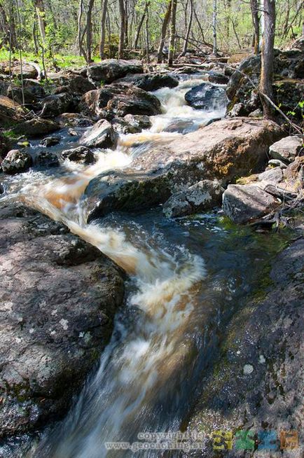 Waterfall gadelsha (tuyalyas), a honlapjára az utazás és turizmus