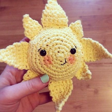 Плетено Amigurumi плетене на една кука слънце