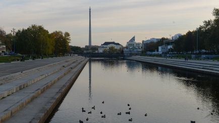 Aruncați, aruncați, tăiați, trageți 8 videoclipuri, deoarece obiectele sunt zdrobite, cum ar fi turnul TV Yekaterinburg