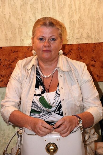 Actrita irina Muravyova a sustinut sotia lui Eugenia Tsyganova, revista cosmopolita
