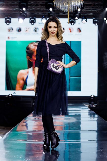 Anna Khilkevich și faimoasele bloggeri au ajuns la podium în rochii de mireasă lavenir boutique · w