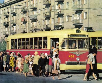 Ce este mai bine este un tramvai sau un autobuz, o educație interactivă