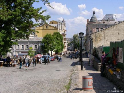 Amit látni Kijev egy nap (Kijev Khreshchatyk Maidan Kijev-Pechersk Lavra St. Sophia Székesegyház Szent Mihály-székesegyház Szent András származású hem) Amit látni Kijev egy nap