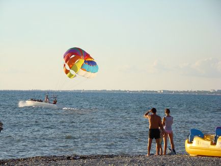 Ce se oferă pe plajele din Anapa