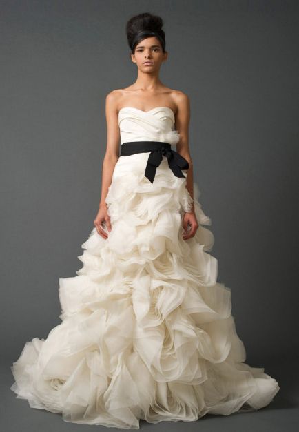 Дизайнерські весільні сукні віри вонг