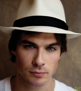 Vampire Diaries - actor Yen Somerhalder, personajul Damon Salvatore