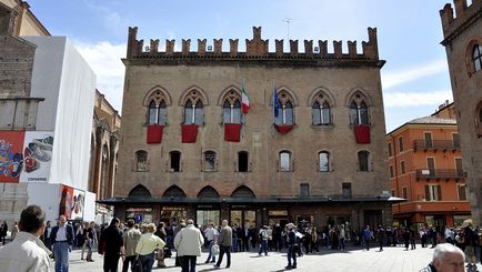 Obiective turistice din Bologna - ghid pentru Bologna, Italia