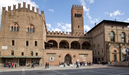 Obiective turistice din Bologna - ghid pentru Bologna, Italia