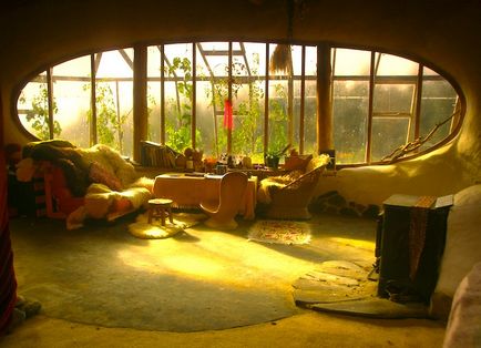 Ecohouse saimona daila - casa hobitului (18 fotografii)