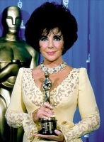 Elizabeth Taylor sa născut la 27 februarie 1932 - Elizabeth Taylor a murit pe 23 martie 2011