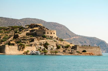 Elounda, atracții Creta și excursii cu elicopter la Santorini din Elounda