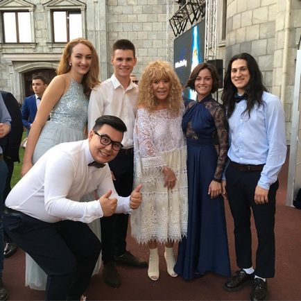 Fani cred că Alla Pugacheva a arătat lipsa de respect față de mireasa nepotului ei chiar la nuntă