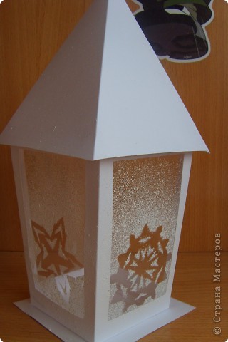 Lanternă pentru gnome din hârtie de mâini