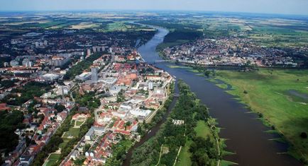 Frankfurt an der Oder, és a legrégebbi európai Egyetem Viadrina (European University Viadrina) Frankfurt an der Oder, és a legrégebbi európai Egyetem Viadrina