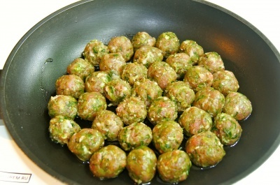 Meatballs în sos de roșii - rețetă pas cu pas cu fotografie cum să gătesc