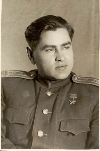 Герой радянської авіації - Олексій Маресьєв