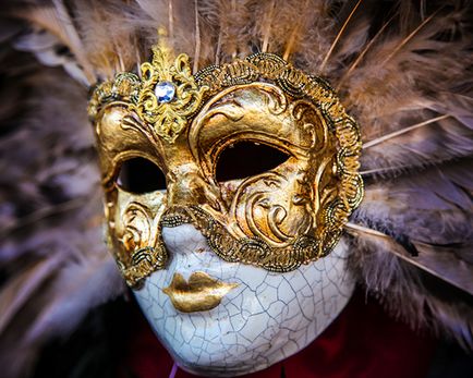 Istoria costumelor de carnaval