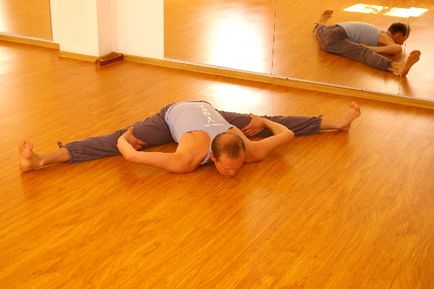 Cum să stați pe un fir sau o practică de yoga