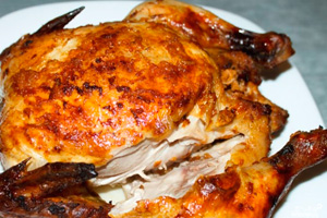 Hogyan kell sütni a csirke, amíg aranybarna