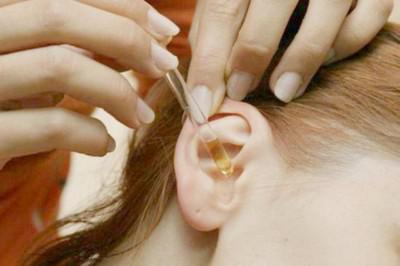 Uleiul camforic la nivelul urechii în tratamentul otitei