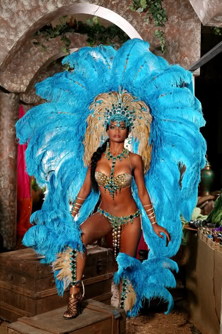 Costum pentru carnavalul brazilian - miracol brazilian - carnaval în Rio